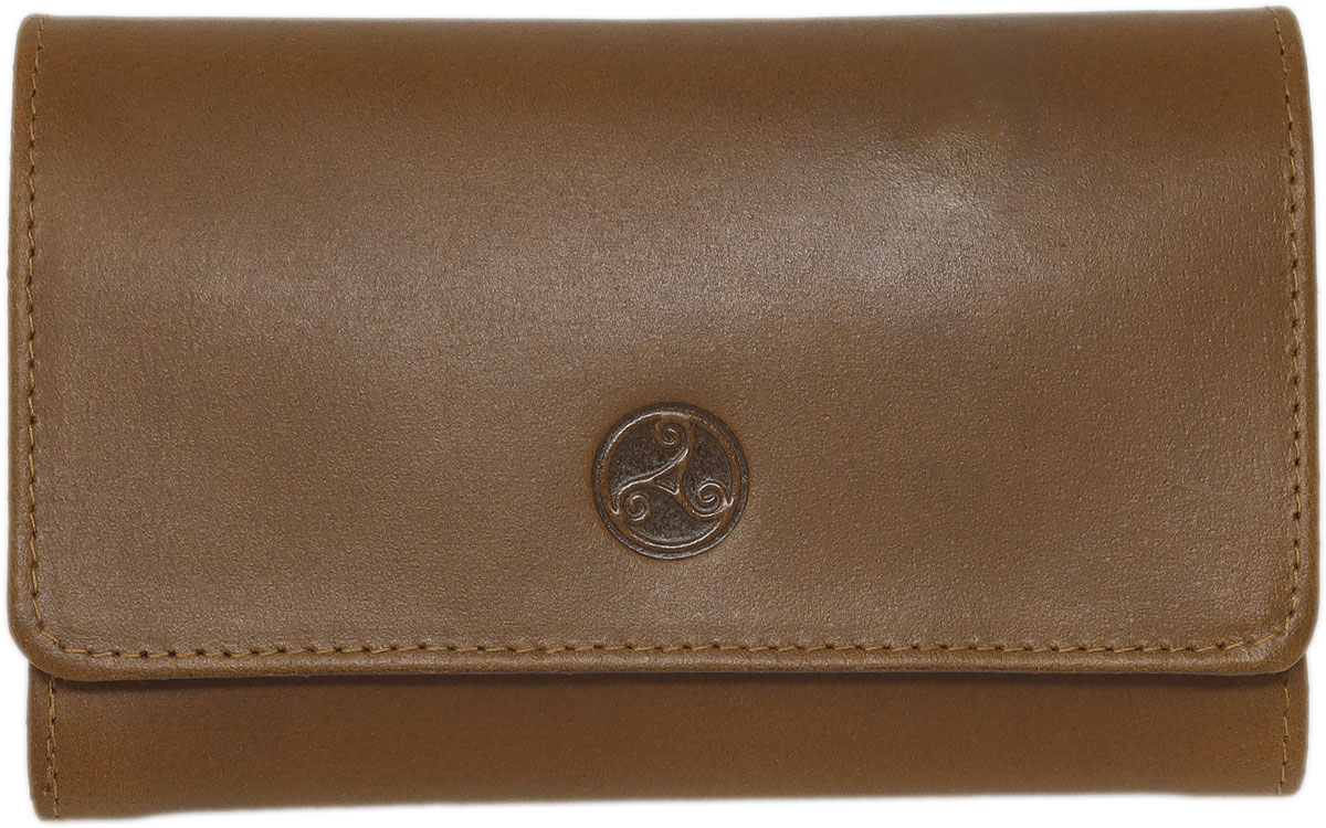 Stands & Pouches Rattray
