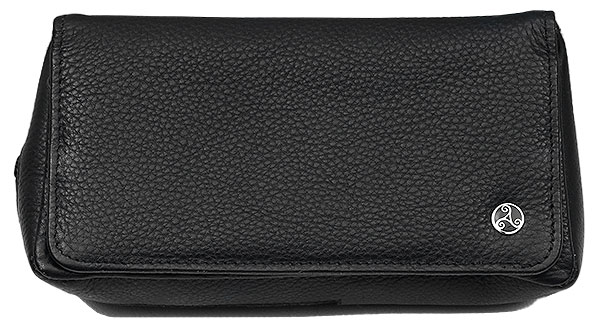 Stands & Pouches Rattray
