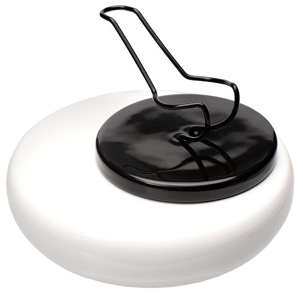 Ashtrays Savinelli White Ashtray with Black Pipe Stand Top