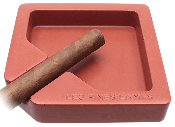 Ashtrays Les Fines Lames Cigar Ashtray - Monad Red