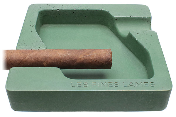 Ashtrays Les Fines Lames Cigar Ashtray - Dyad Green