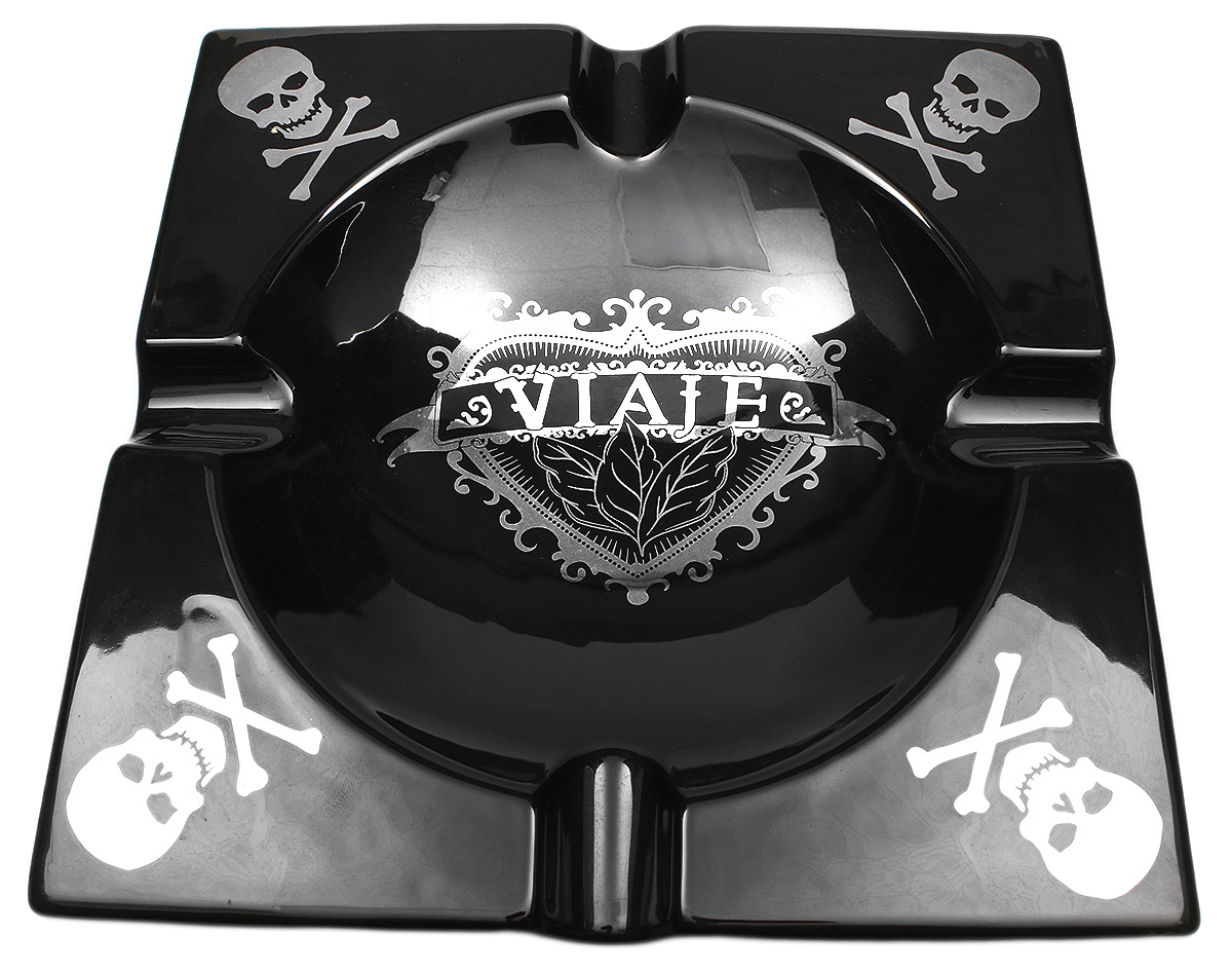 Skull and Bones Ashtray Black/Silver Viaje Smokingpipes
