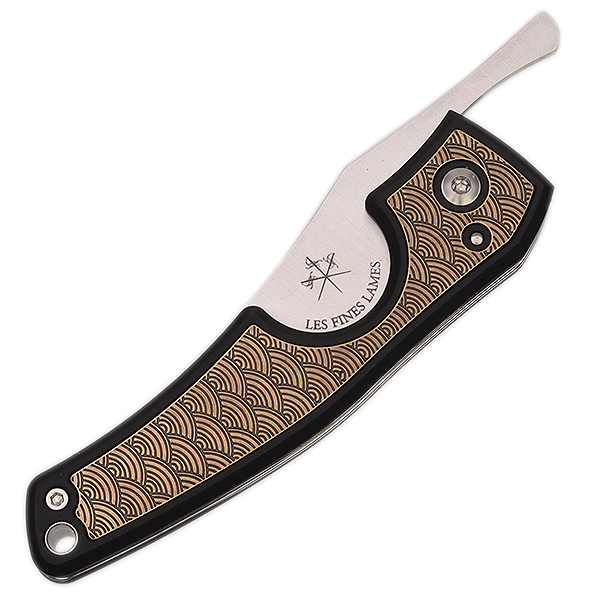Cutters & Accessories Les Fines Lames Le Petit Cigar Cutter Brass Seigaiha