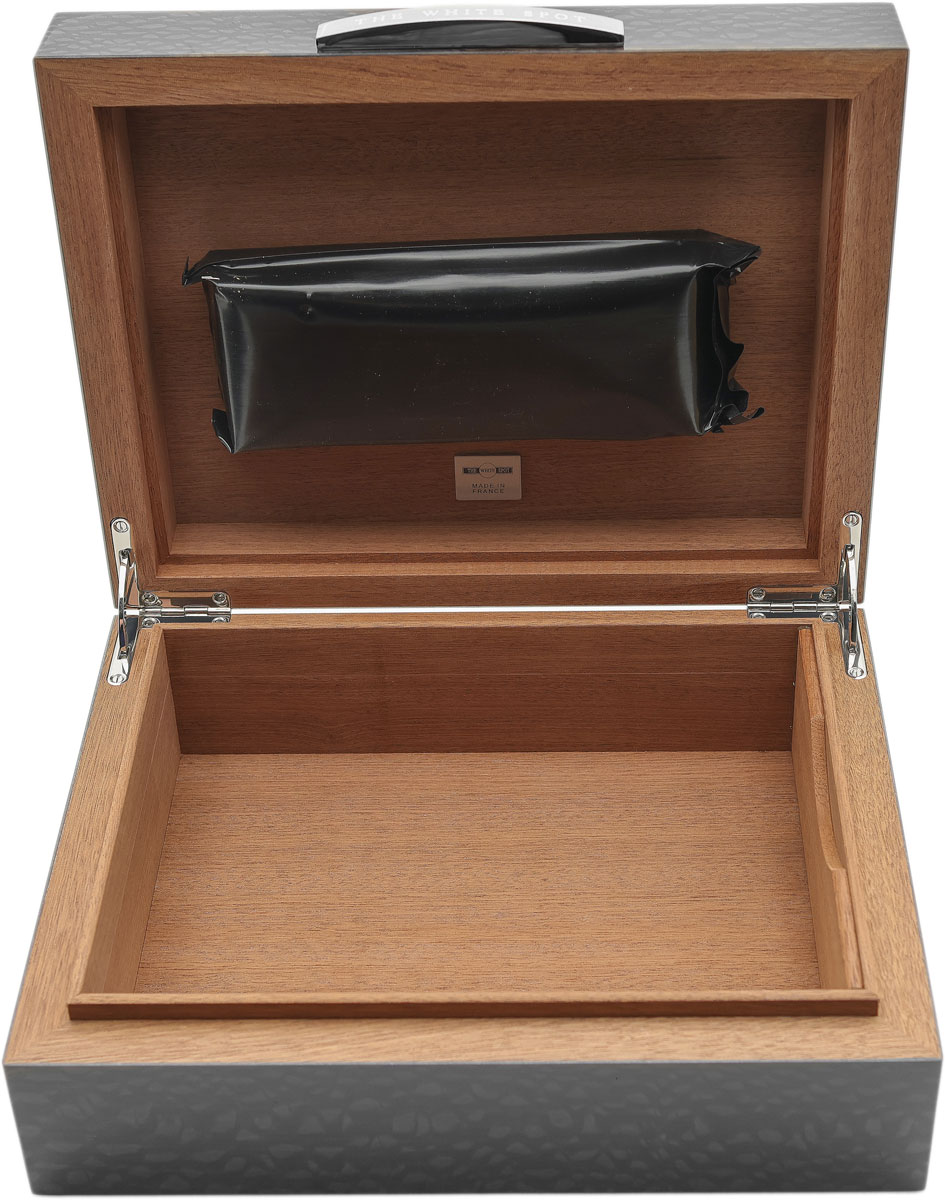 Humidors & Travel Cases Dunhill Humidor - Lacewood Grey (50 Count)