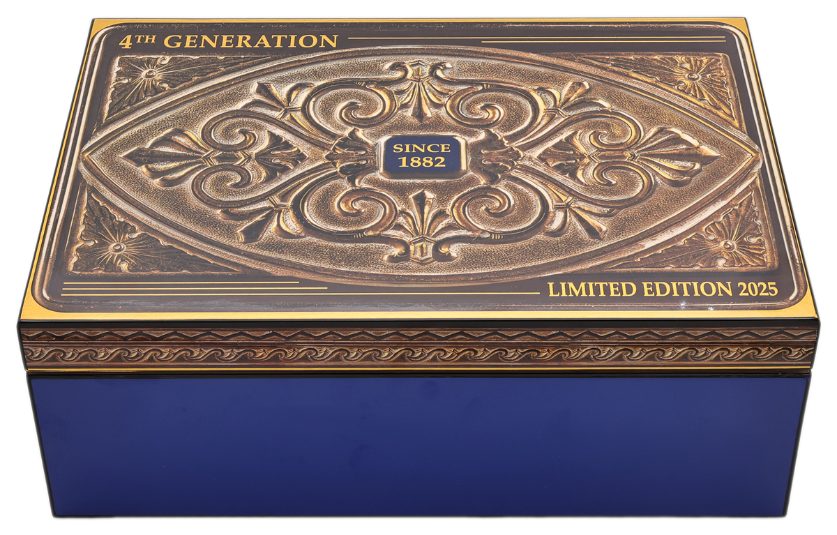 Erik Stokkebye 4th Generation 4th Generation Pipe Tobacco Humidor