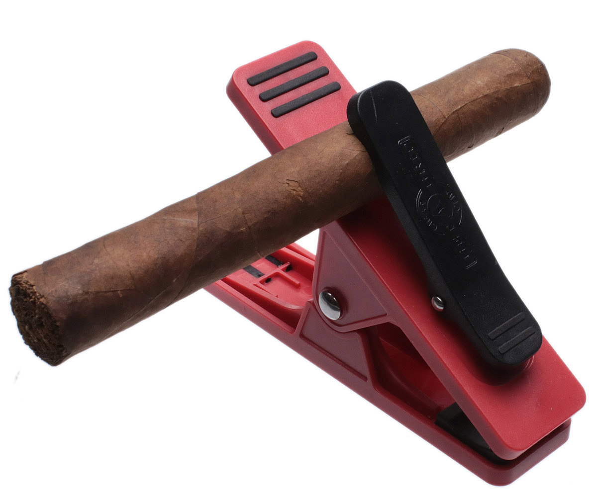 Cigar Accessories Get A Grip Cigar Clip (Red)