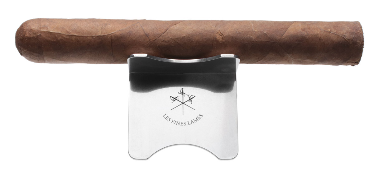 Cutters & Accessories Les Fines Lames Leather Cigar Stand Cherry Red