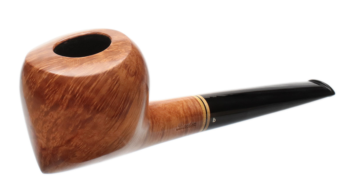 Becker Smooth Acorn (Four Hearts)