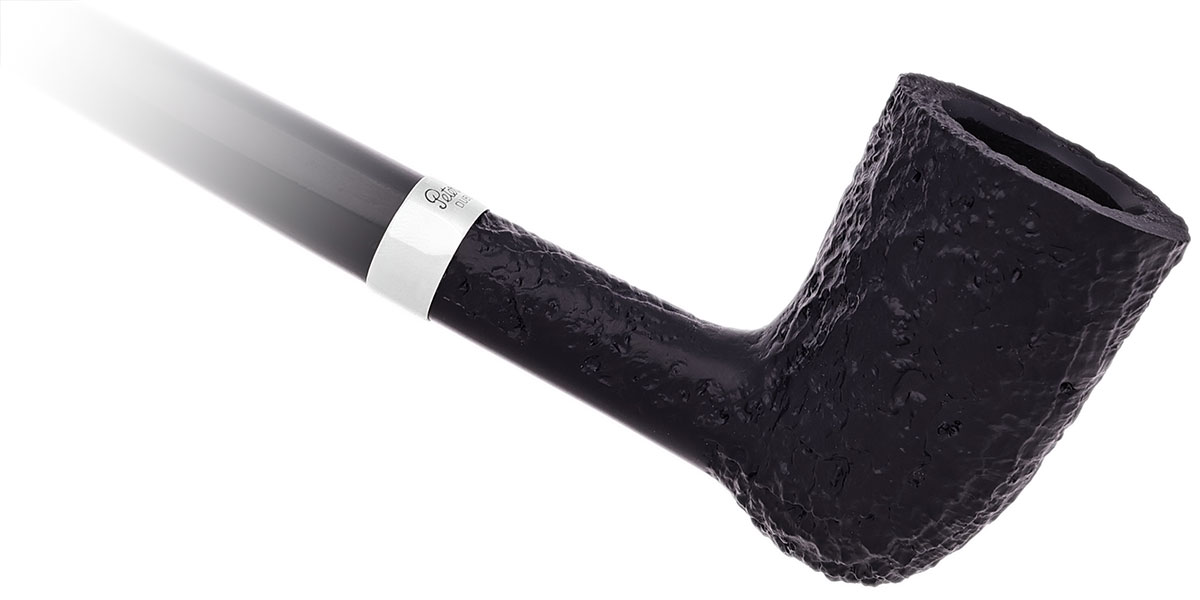 Peterson Churchwarden Sandblasted (D17) Fishtail