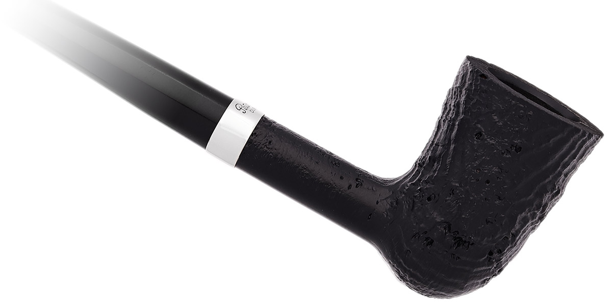 Peterson Churchwarden Sandblasted (D17) Fishtail