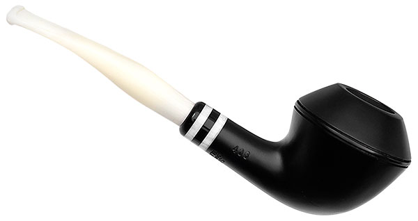 Stanwell Black & White Smooth (406) with Churchwarden Stem