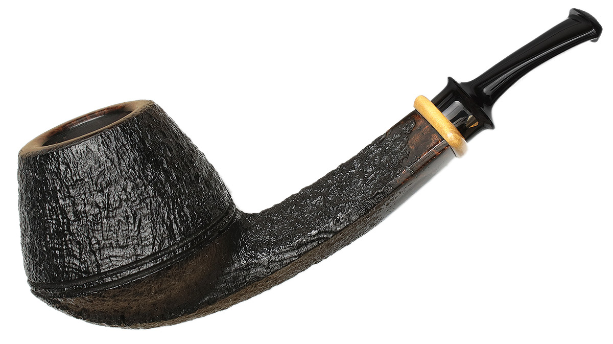 Kurt Balleby Sandblasted Bent Bulldog with Boxwood