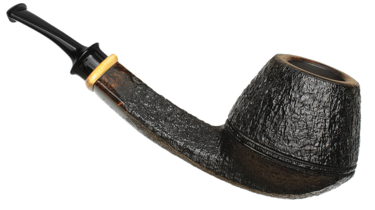 Kurt Balleby Sandblasted Bent Bulldog with Boxwood
