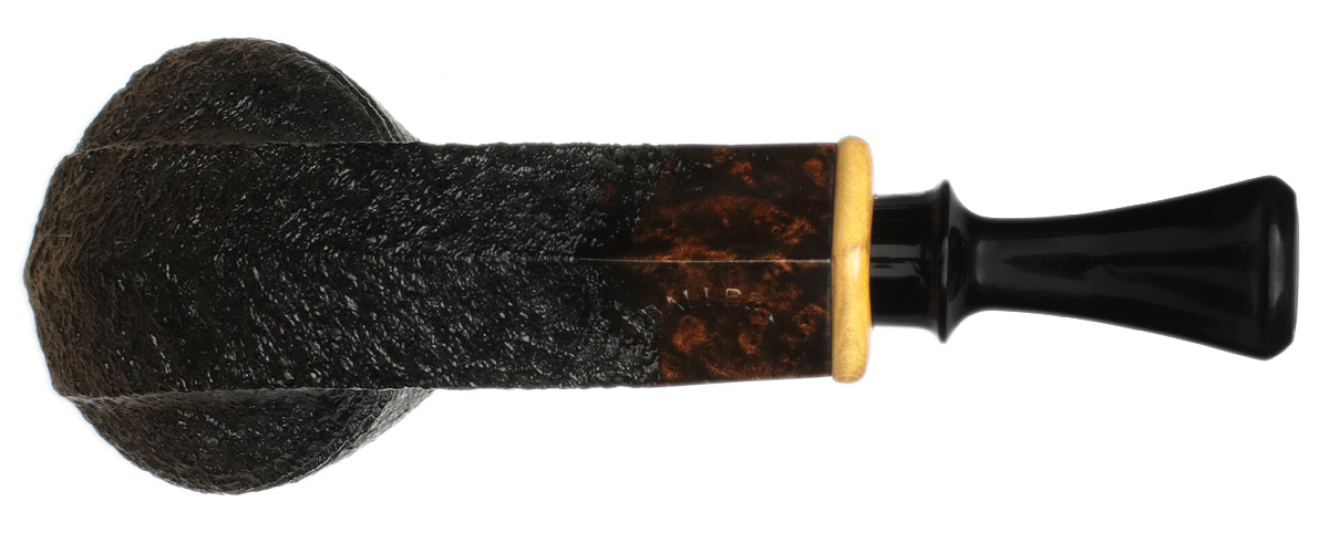 Kurt Balleby Sandblasted Bent Bulldog with Boxwood
