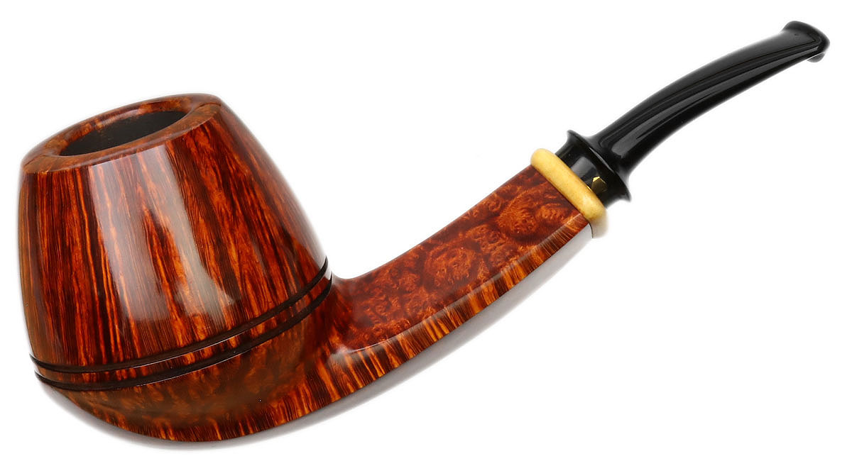 Kurt Balleby Smooth Bulldog with Boxwood (2022)