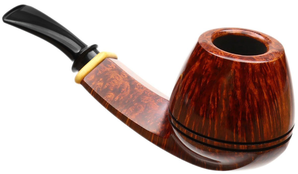 Kurt Balleby Smooth Bulldog with Boxwood (2022)