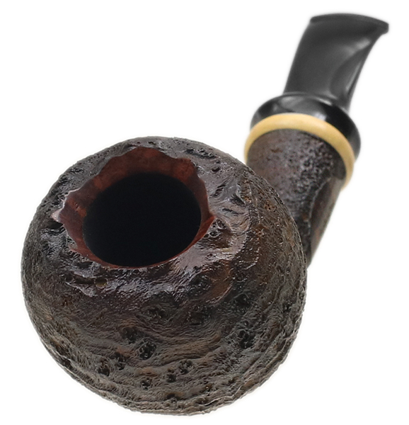 Alex Florov Sandblasted Pear with Boxwood