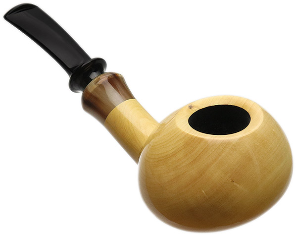 J. Alan Pipes Smooth Boxwood Tomato with Horn (1468)