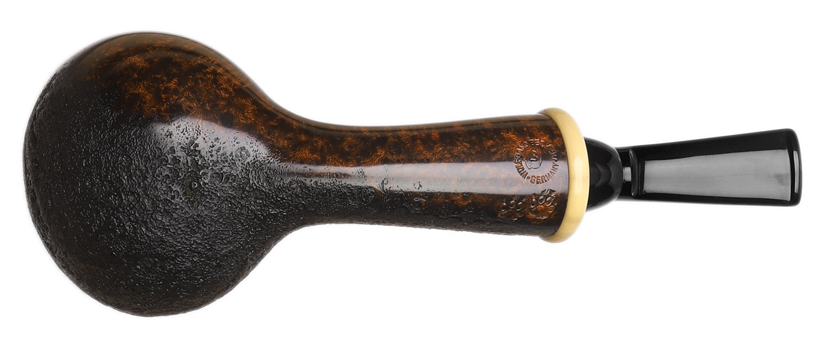 Wolfgang Becker Partially Sandblasted Wasp with Boxwood (Double Wolf Paw)