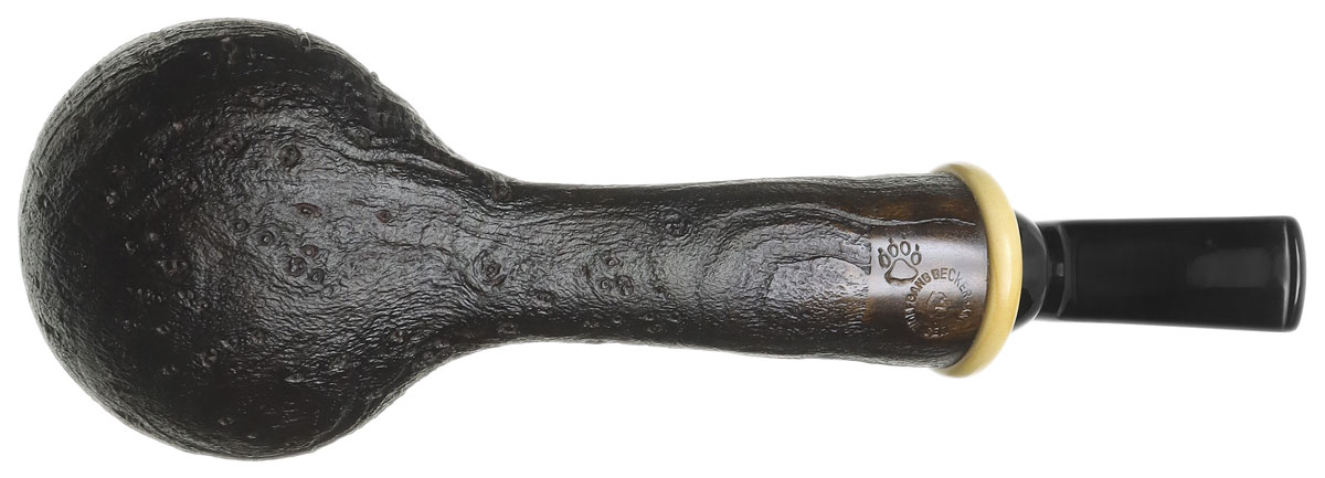 Wolfgang Becker Sandblasted Strawberry Wood Wasp with Boxwood (Wolf Paw)