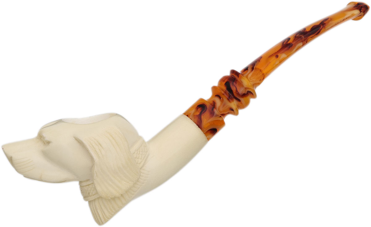 AKB Meerschaum Carved Hunting Dog (with Case)