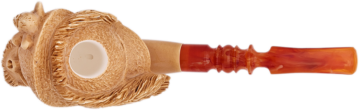 AKB Meerschaum Carved Bearded Pirate Skull with Cap (with Case)