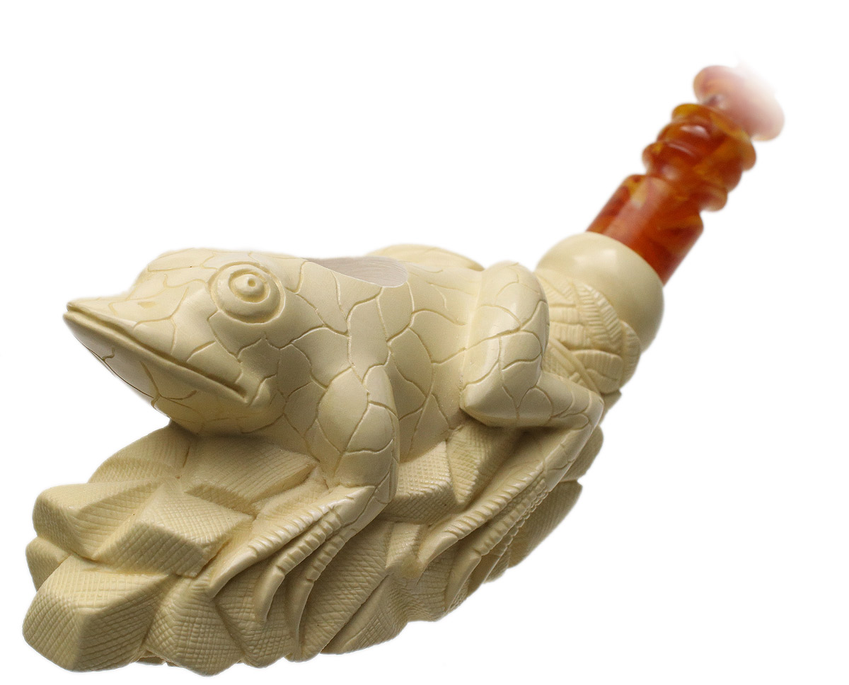 AKB Meerschaum Carved Frog (I. Baglan) (with Case)