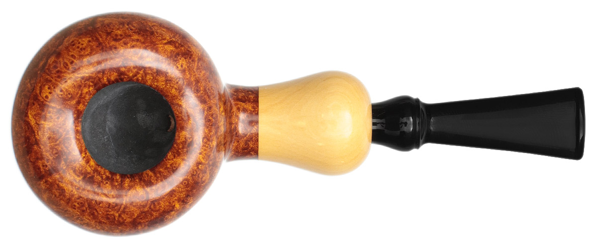 Abe Herbaugh Smooth Tomato with Boxwood