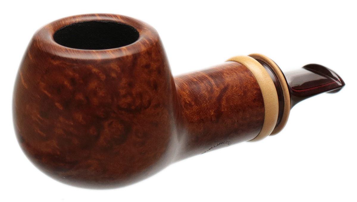 Ray Kurusu Smooth Apple with Boxwood
