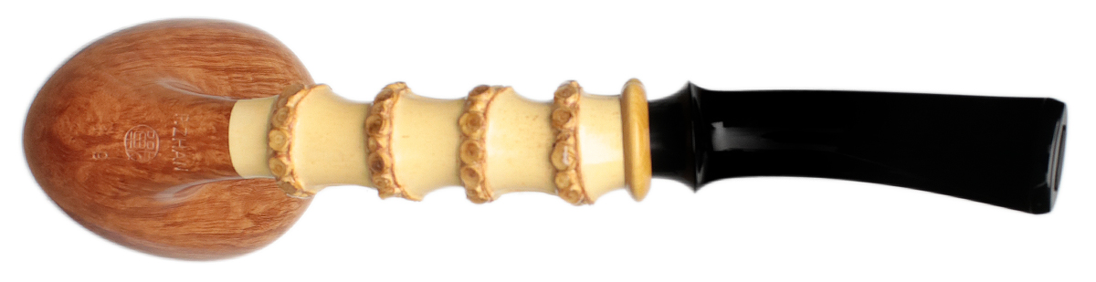Ping Zhan Smooth Acorn with Bamboo and Boxwood