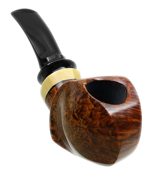 Sam Cui Smooth Blowfish with Boxwood