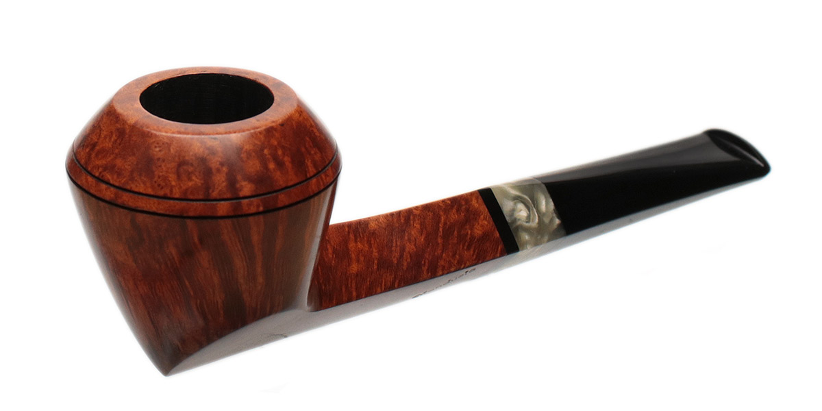 Manduela Smooth Bulldog with Muskox