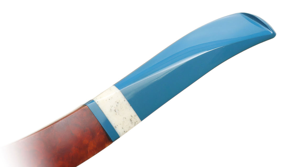 Manduela Smooth Bent Bulldog with Bone