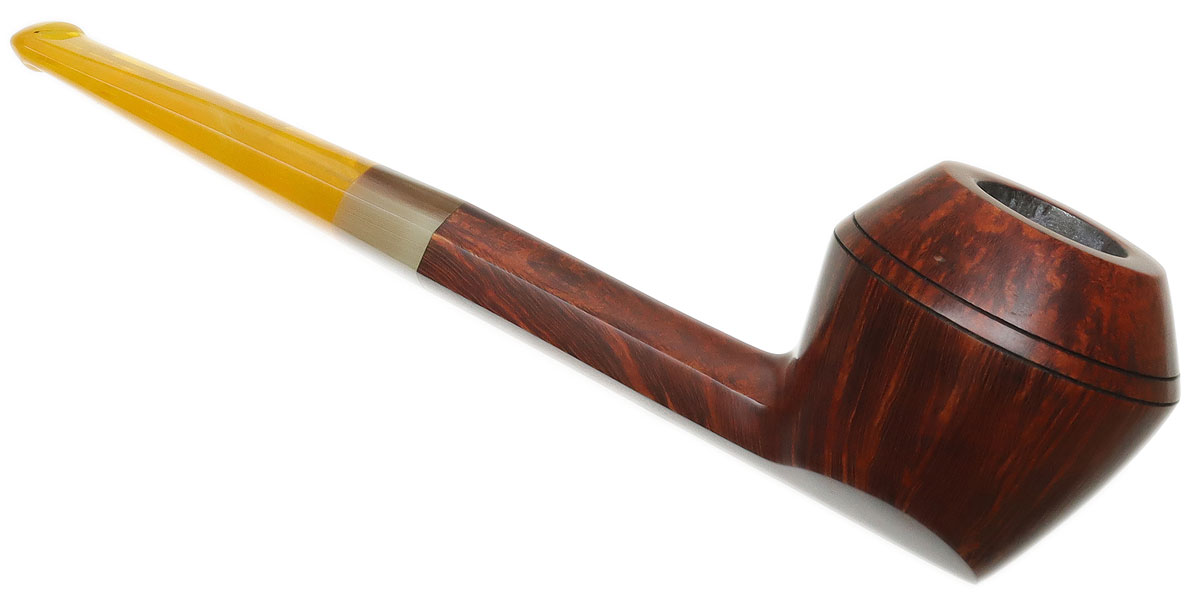 Manduela Smooth Bulldog with Horn and Cultured Amber