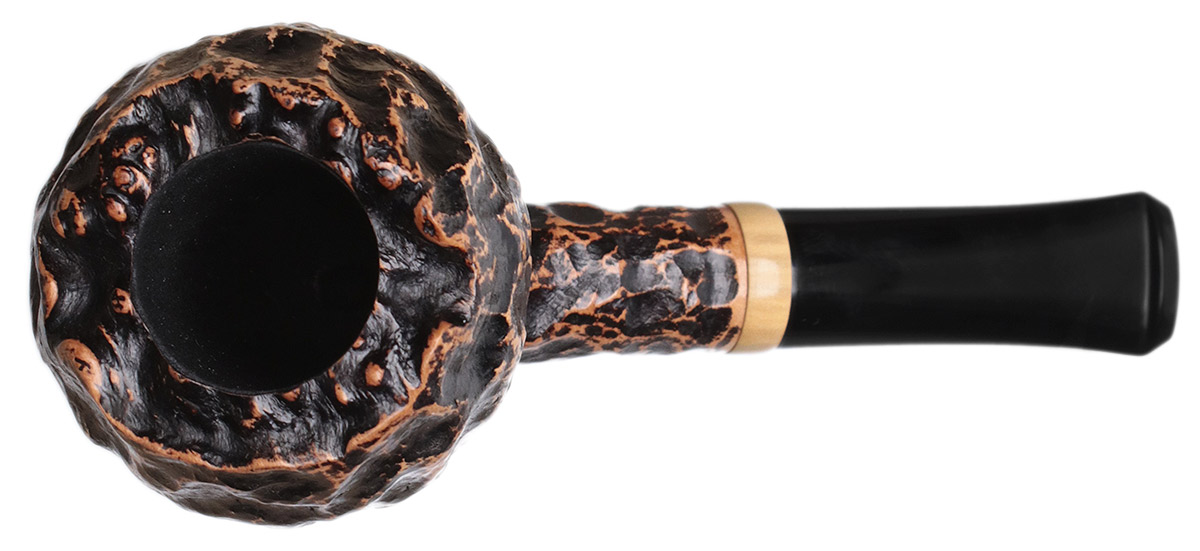 G. Penzo Rusticated Devil Anse with Boxwood