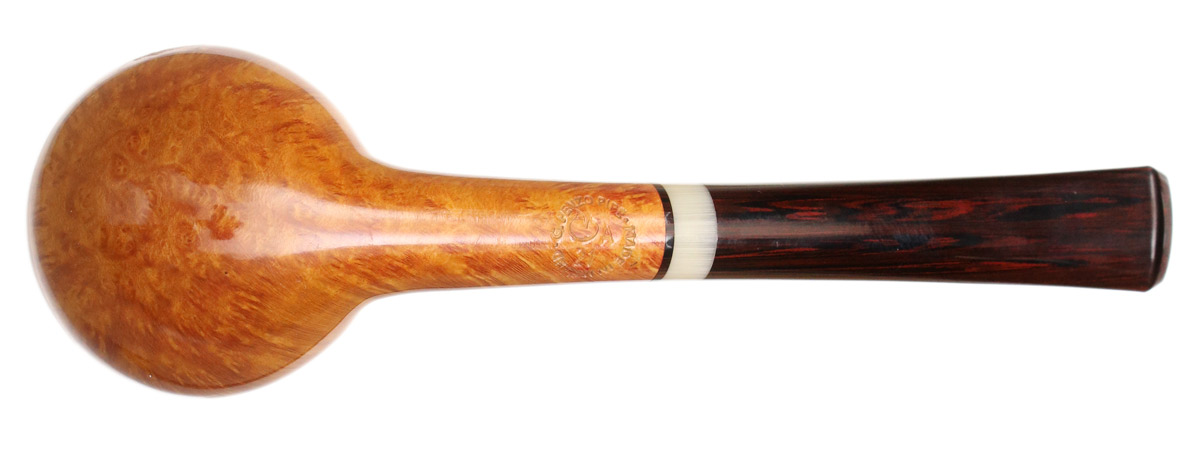 G. Penzo Smooth Apple with Horn (Flame) (A)