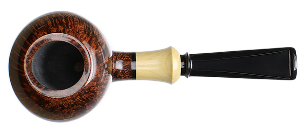 Ken Dederichs Smooth Acorn with Boxwood