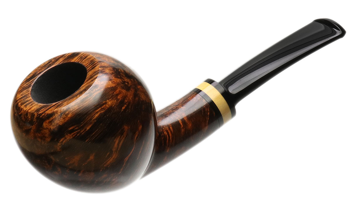 Ken Dederichs Smooth Bent Apple with Boxwood