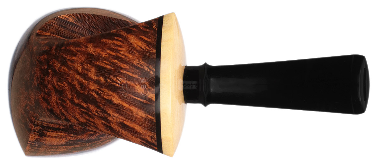 Ken Dederichs Smooth Asymmetrical Freehand with Boxwood