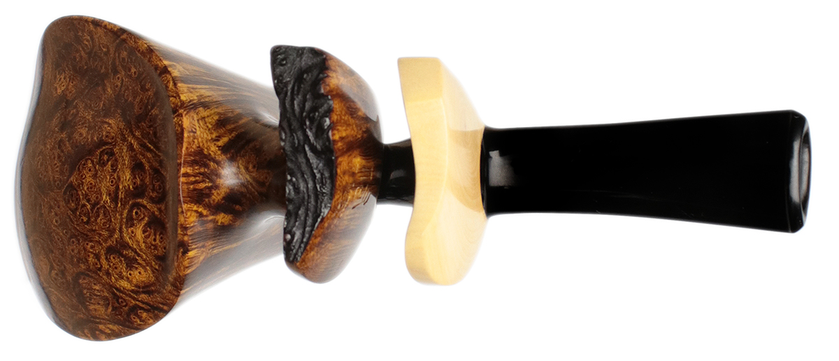 Yuwei Smooth Volcano with Boxwood