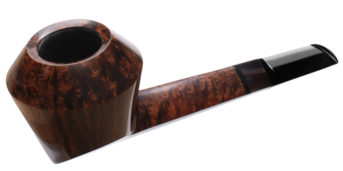 Luiz Lavos Smooth Bulldog with Horn