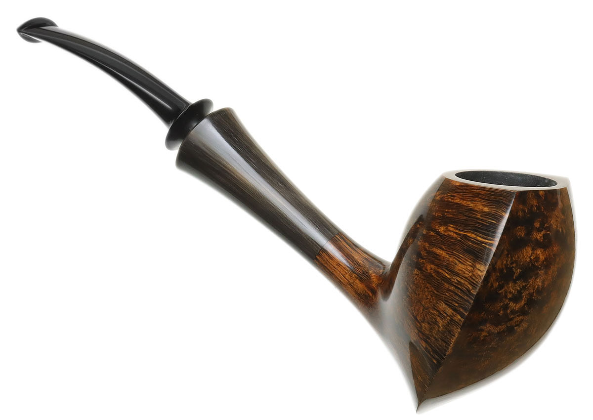 Luiz Lavos Smooth Shield with Horn
