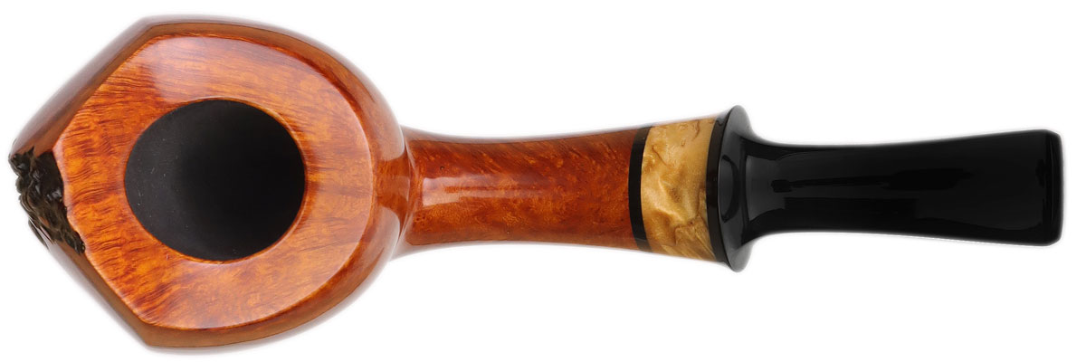 Yang Kun Smooth Shield with Masur Birch (243) (Signature)