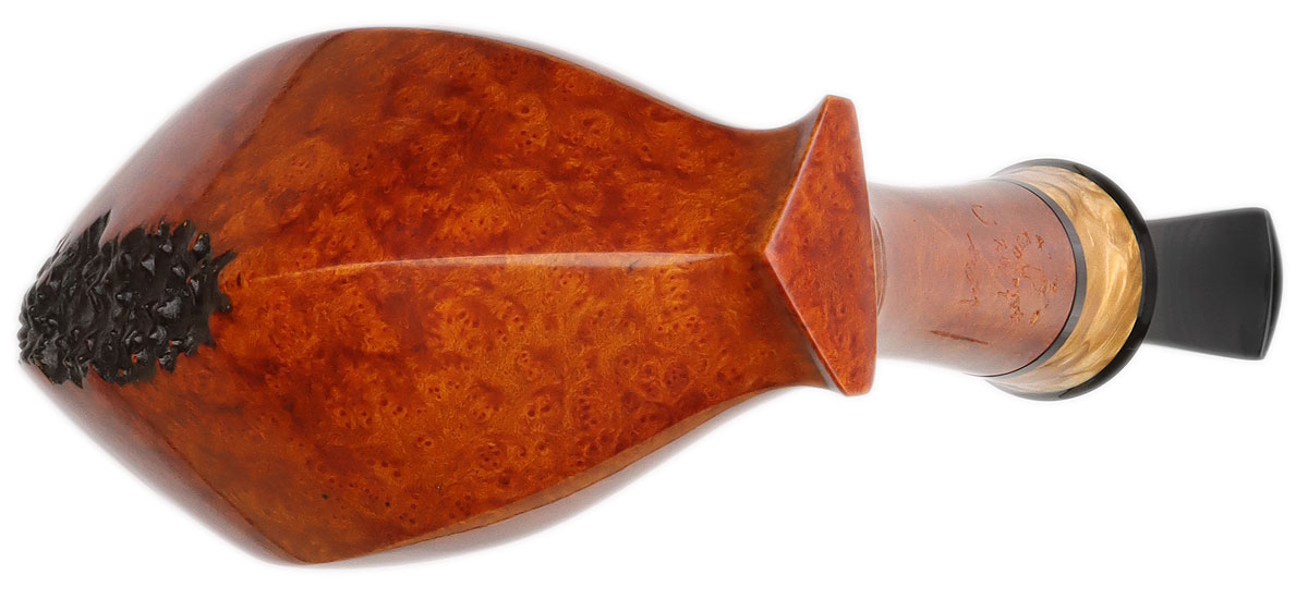 Yang Kun Smooth Shield with Masur Birch (243) (Signature)