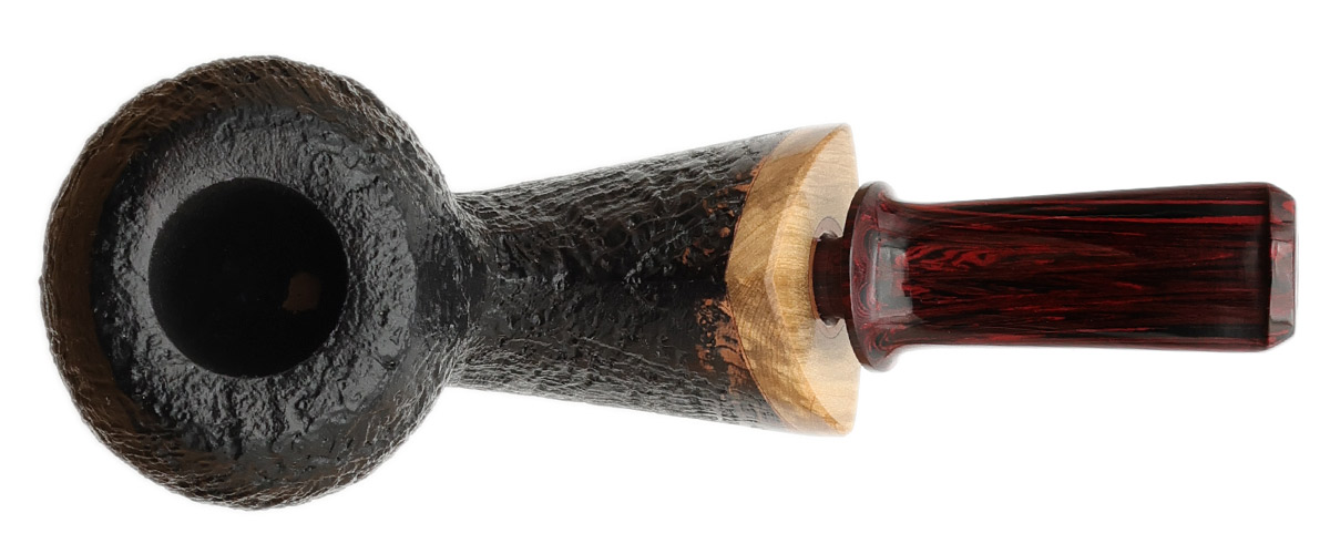 Austin Quinlan Sandblasted Bent Apple with Boxwood