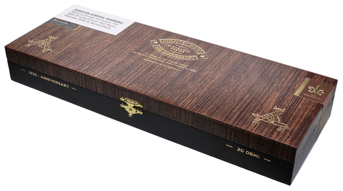Montecristo 1935 Anniversary Nicaragua Demi