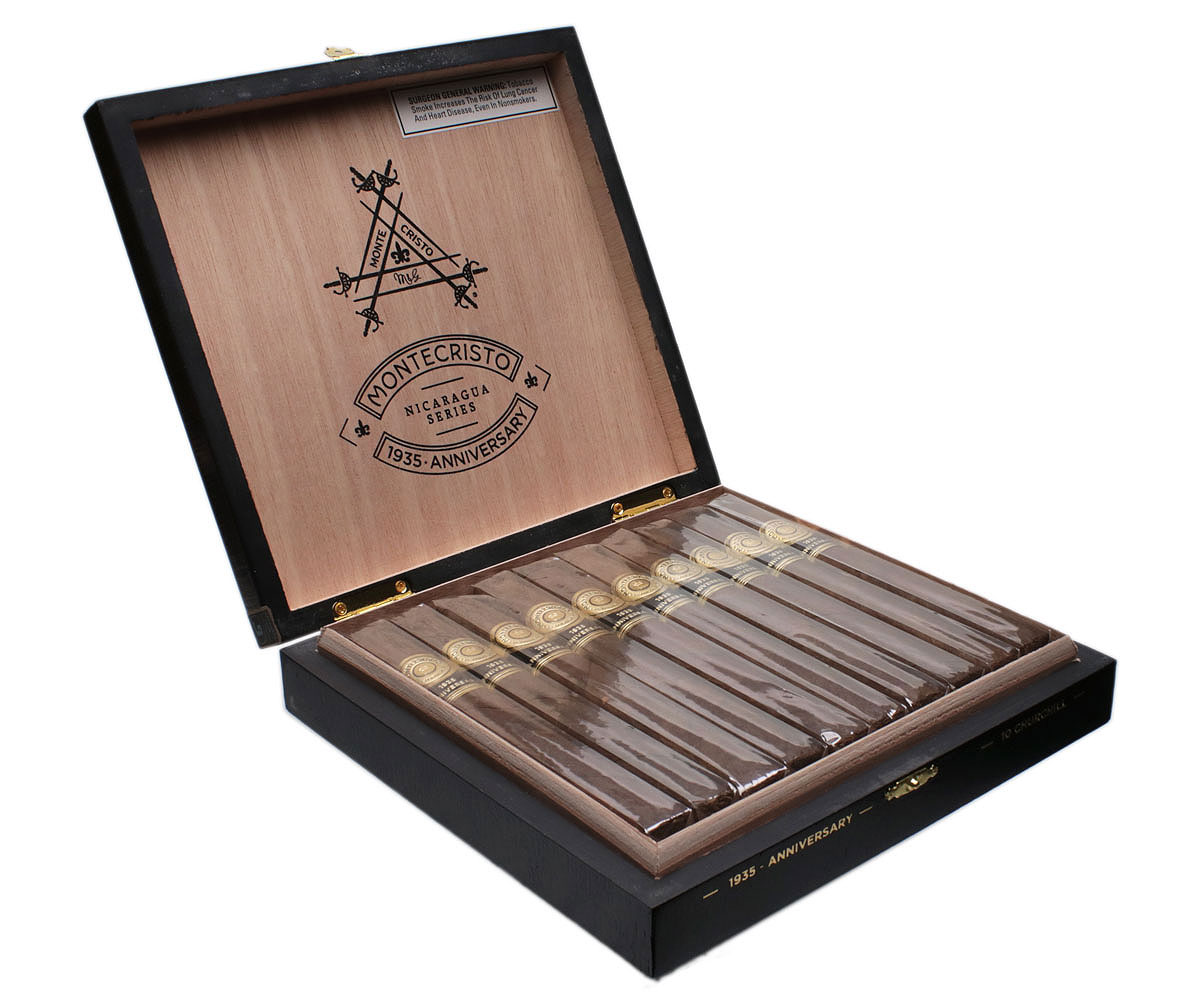Montecristo 1935 Anniversary Nicaragua Churchill