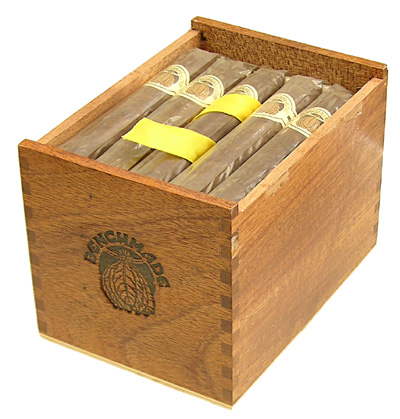 Ashton Benchmade Robusto (Box of 25)