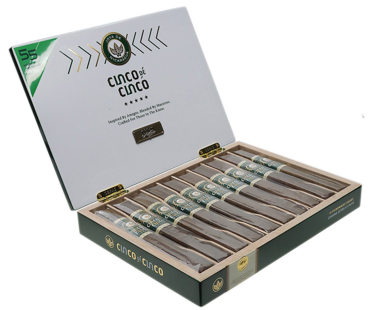 Joya de Nicaragua Cinco de Cinco Corona Extra