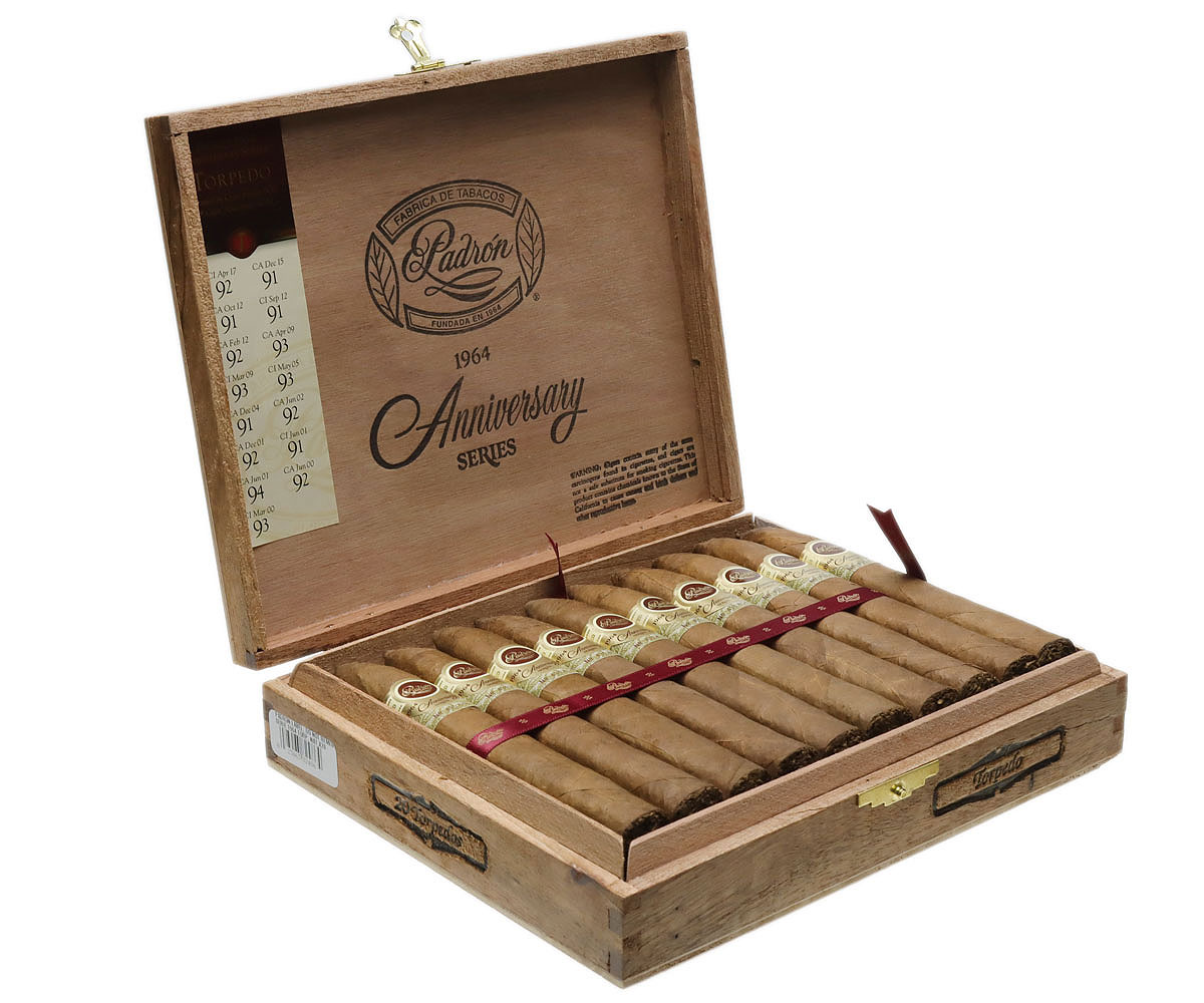 Padron 1964 Anniversary Series Natural Torpedo